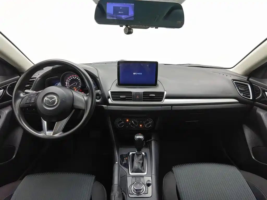Mazda Mazda3 3 2014 1.5L AT Comfort