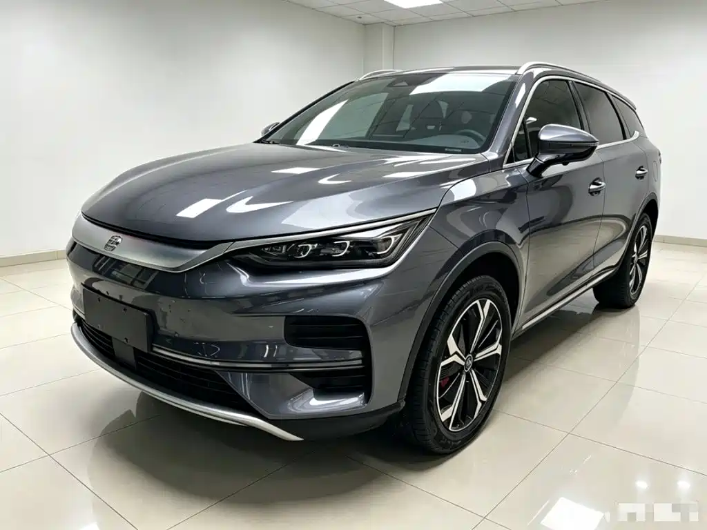 BYD Tang EV - фото 2