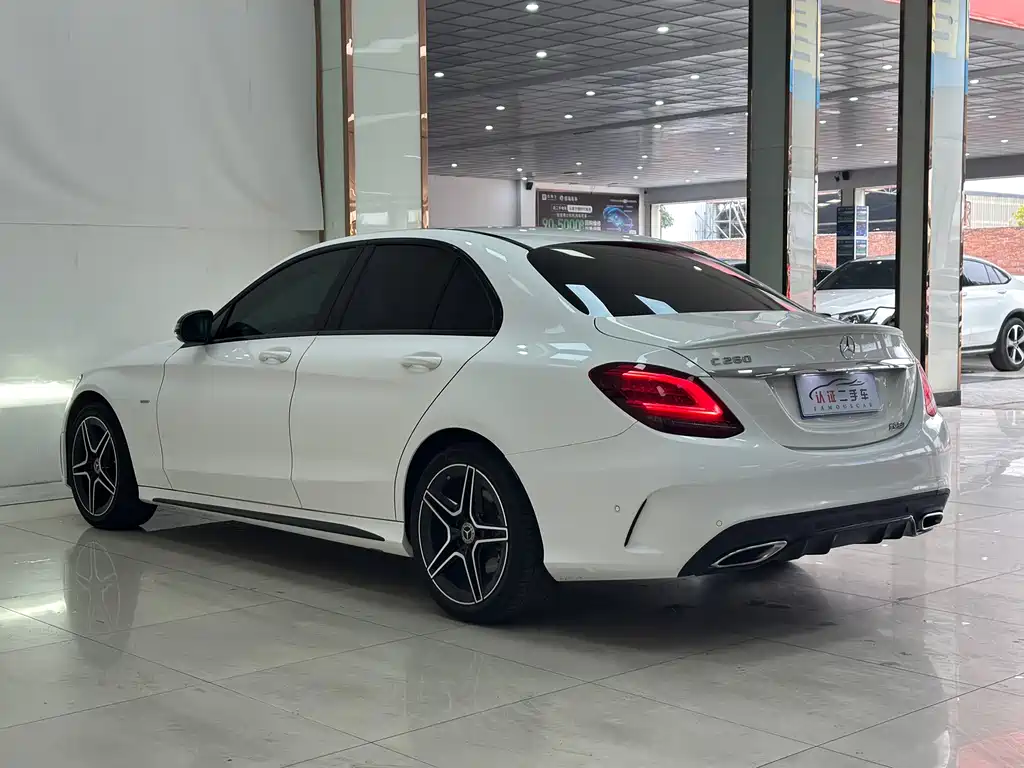 MERCEDES-BENZ C CLASS