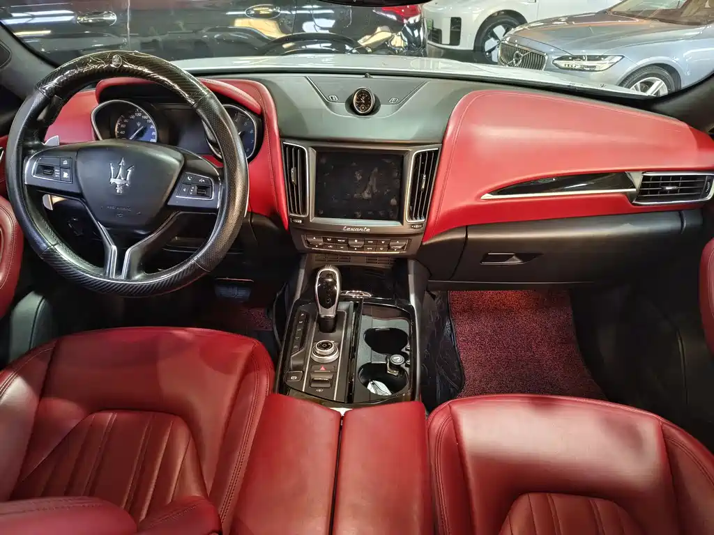 Maserati Levante — миниатюра 4