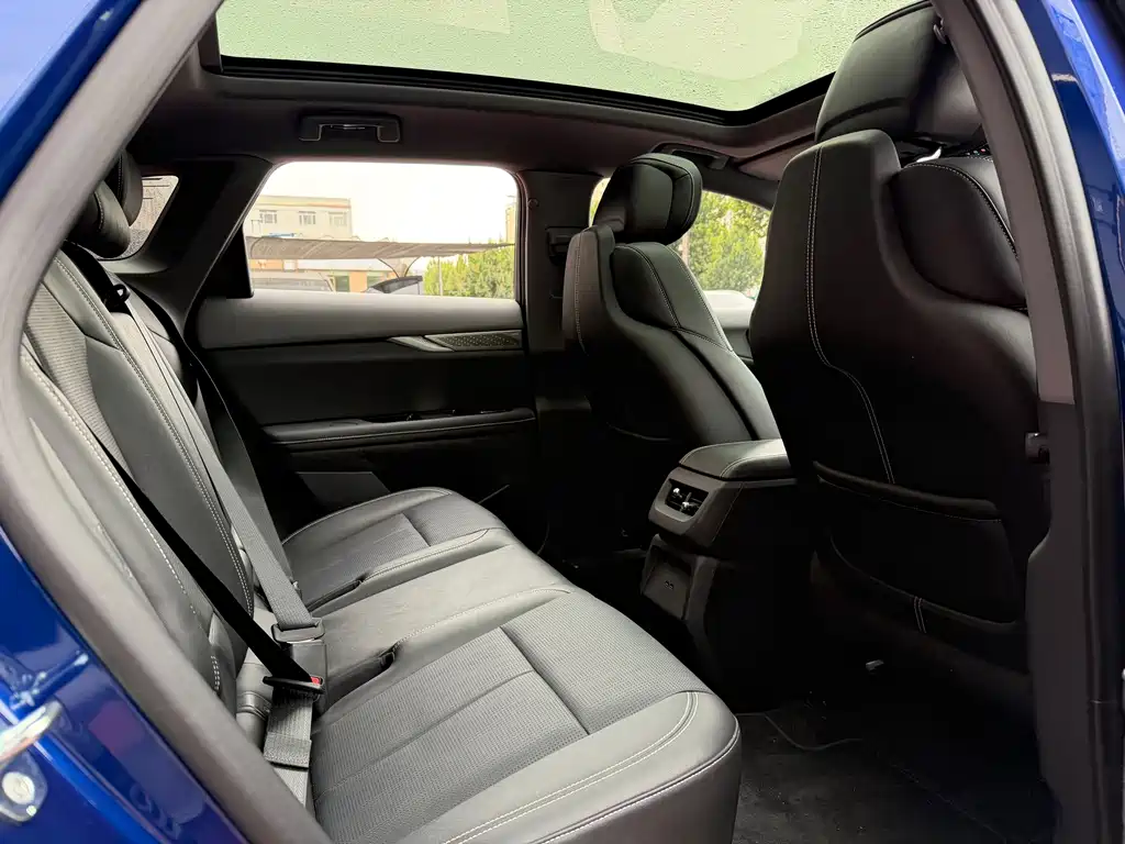 Cadillac IQ — миниатюра 11