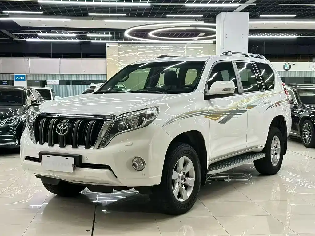 Toyota Prado 2015