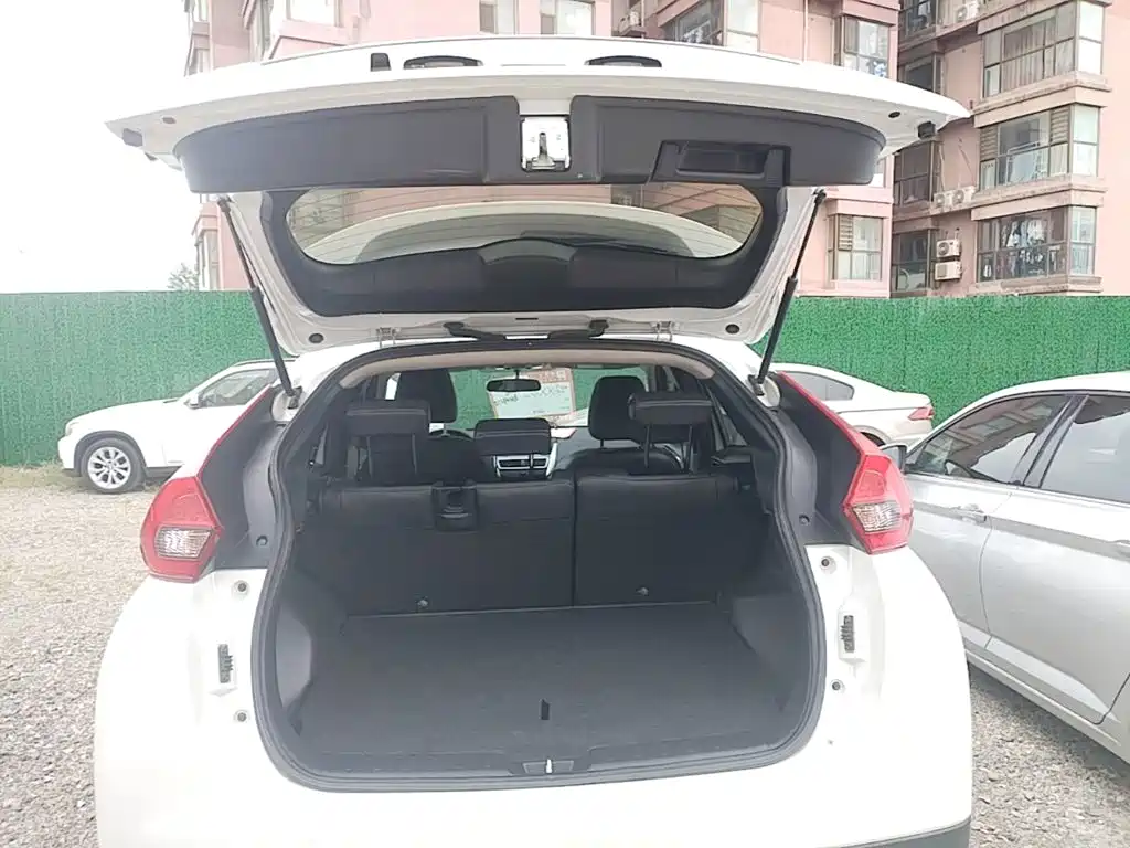 Mitsubishi Eclipse Cross — миниатюра 19