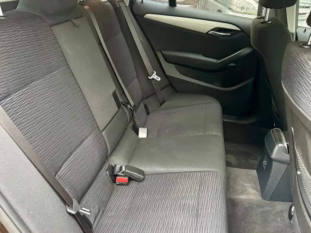 BMW X1 2014 sDrive18i Fashion