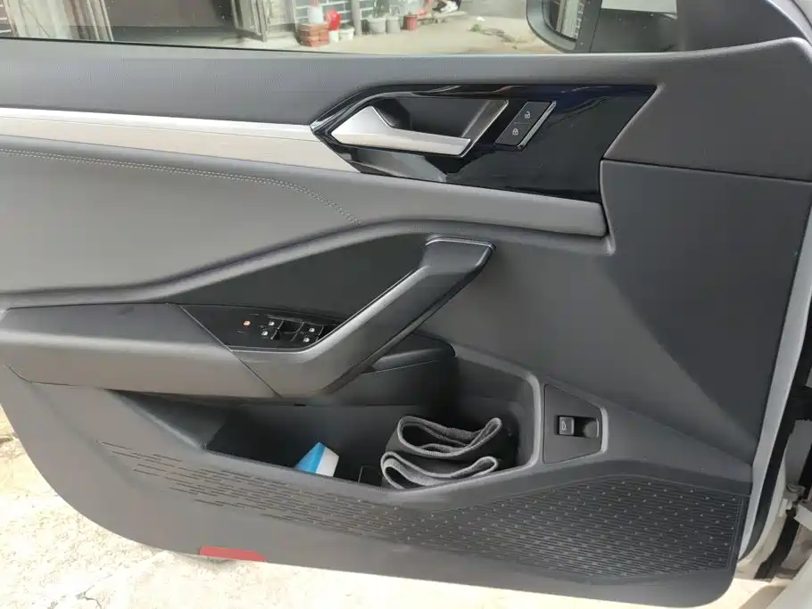 Volkswagen Sagitar 2019 200TSI DSG Comfort VI