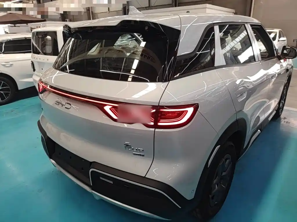 BYD Yuan Up UP 2025 Smart Drive 401KM