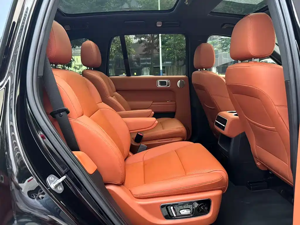 Li Auto Li L8 — миниатюра 8