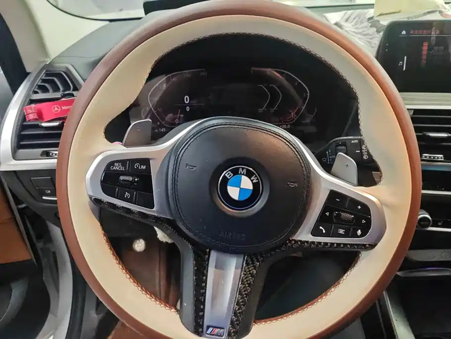 BMW X3 — миниатюра 15