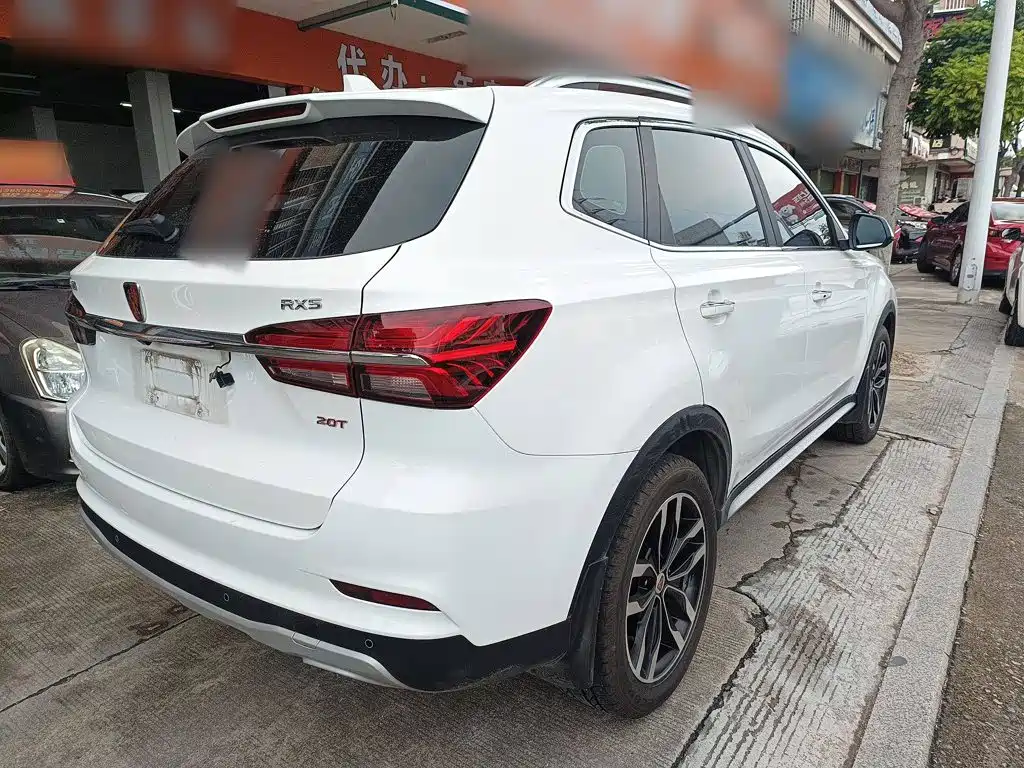 Roewe RX5 — миниатюра 7