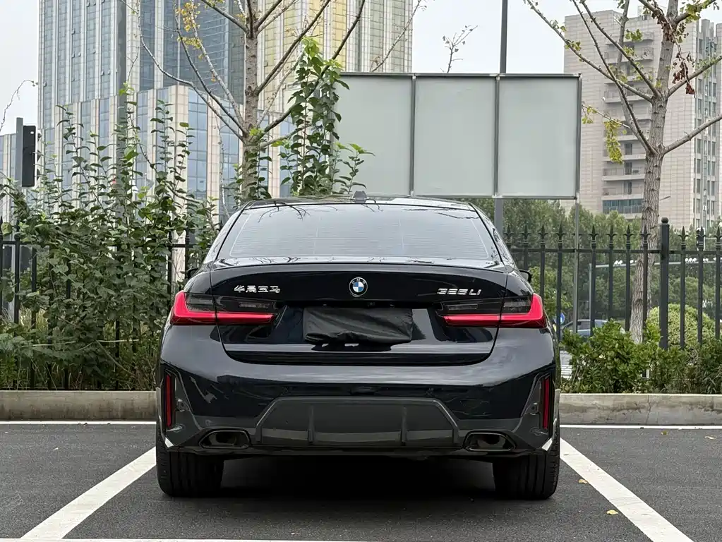 BMW 3 Series — миниатюра 8