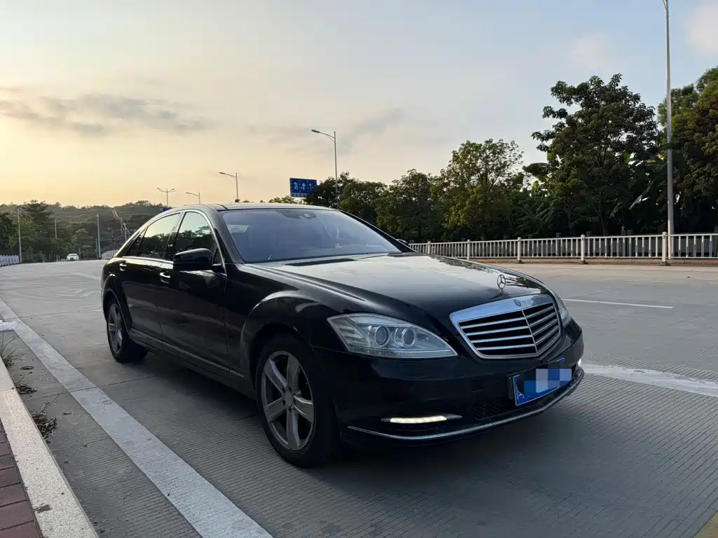 Mercedes-Benz S-Class — миниатюра 3