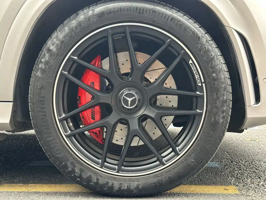 MERCEDES-BENZ GLE AMG