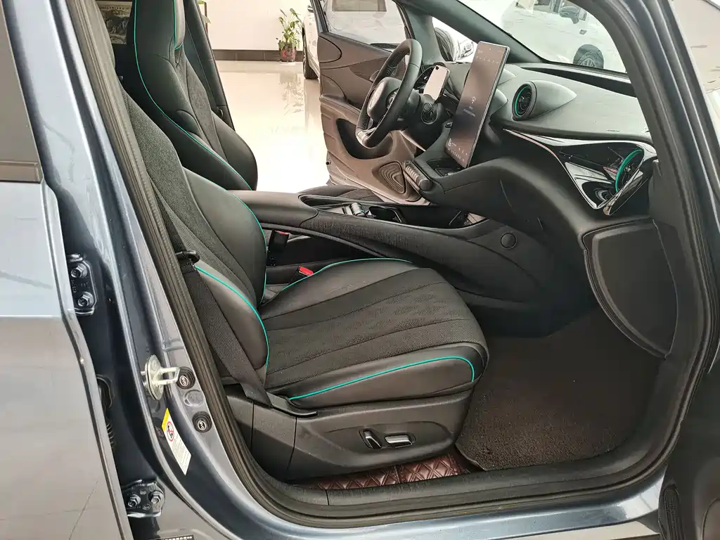 BYD Dolphin — миниатюра 7