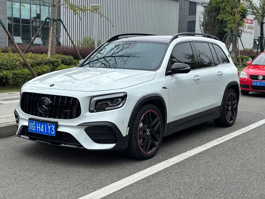 Mercedes-Benz GLB AMG