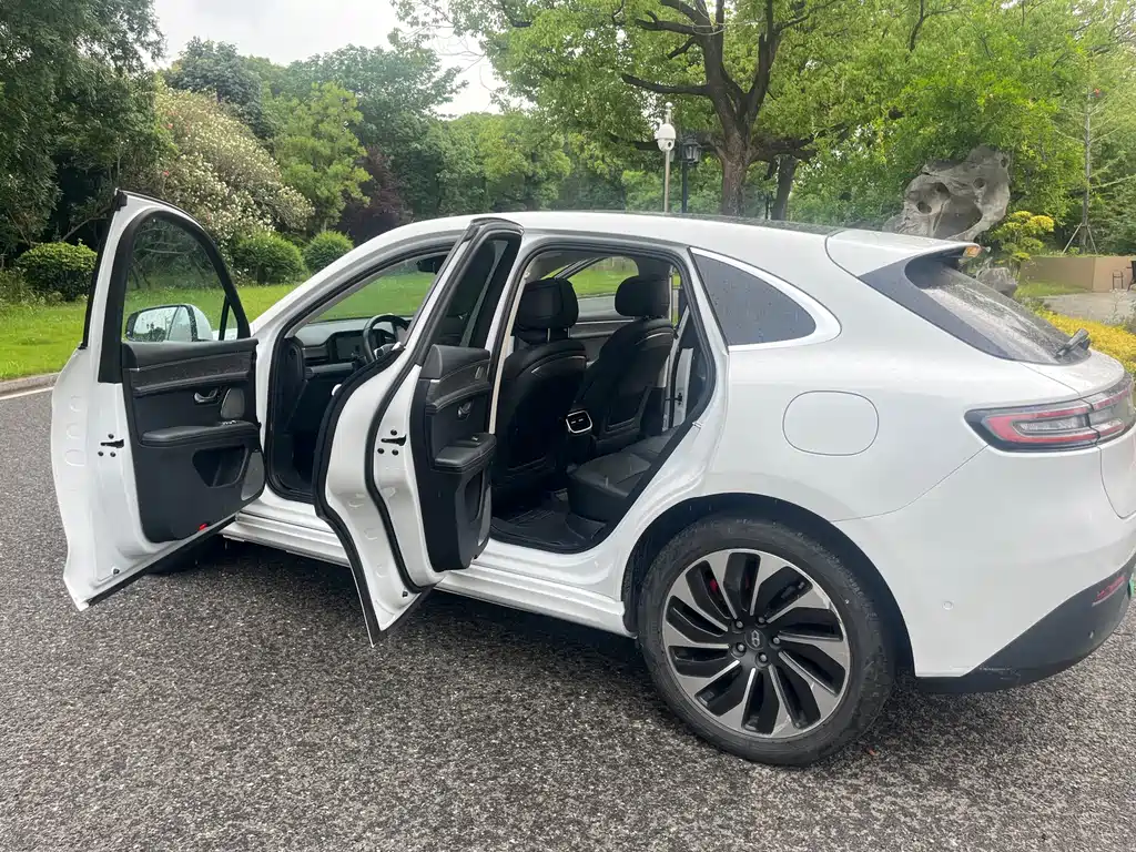 Aito M5