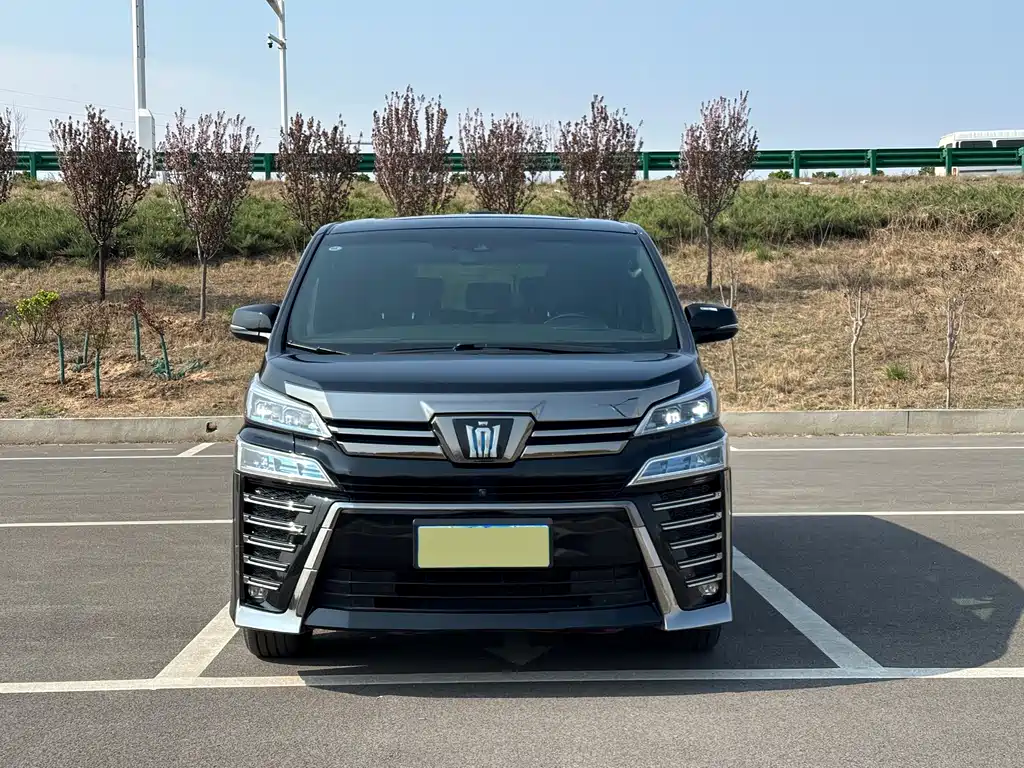 Toyota Vellfire 2021 2.5L HV