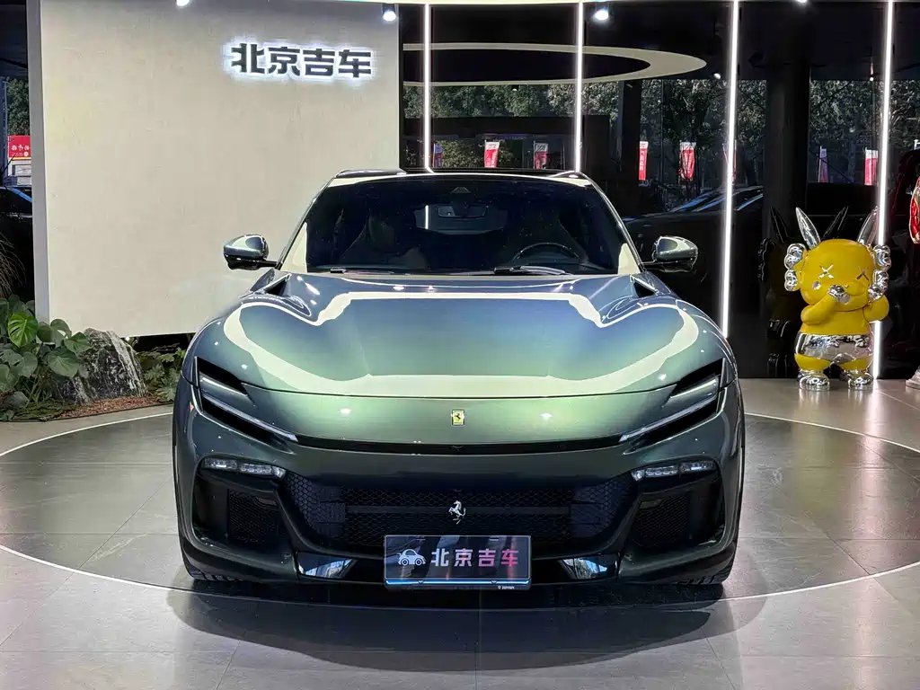 Ferrari Purosangue 2023 6.5L V12