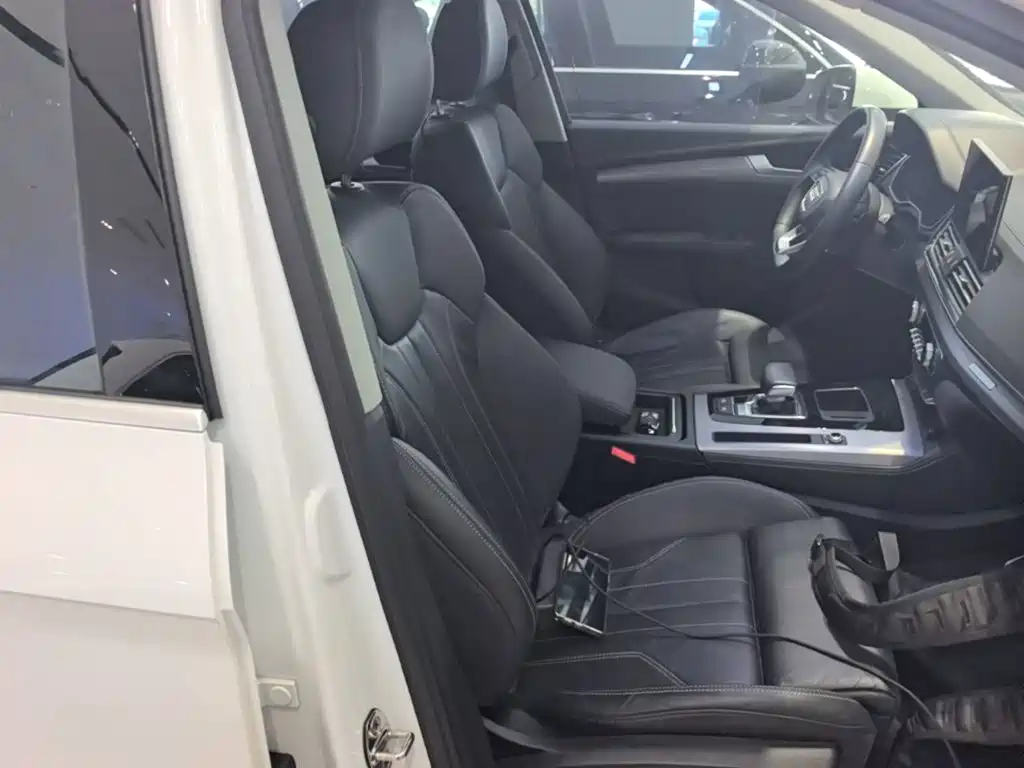 Audi Q5L — миниатюра 25