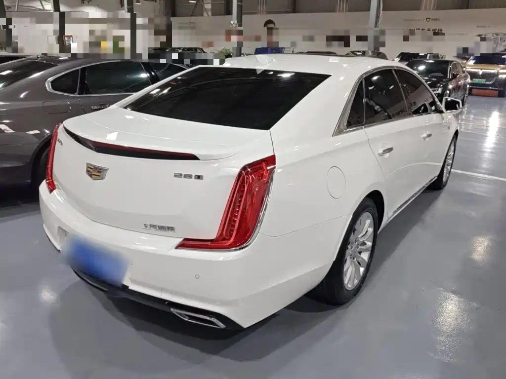Cadillac XTS — миниатюра 6