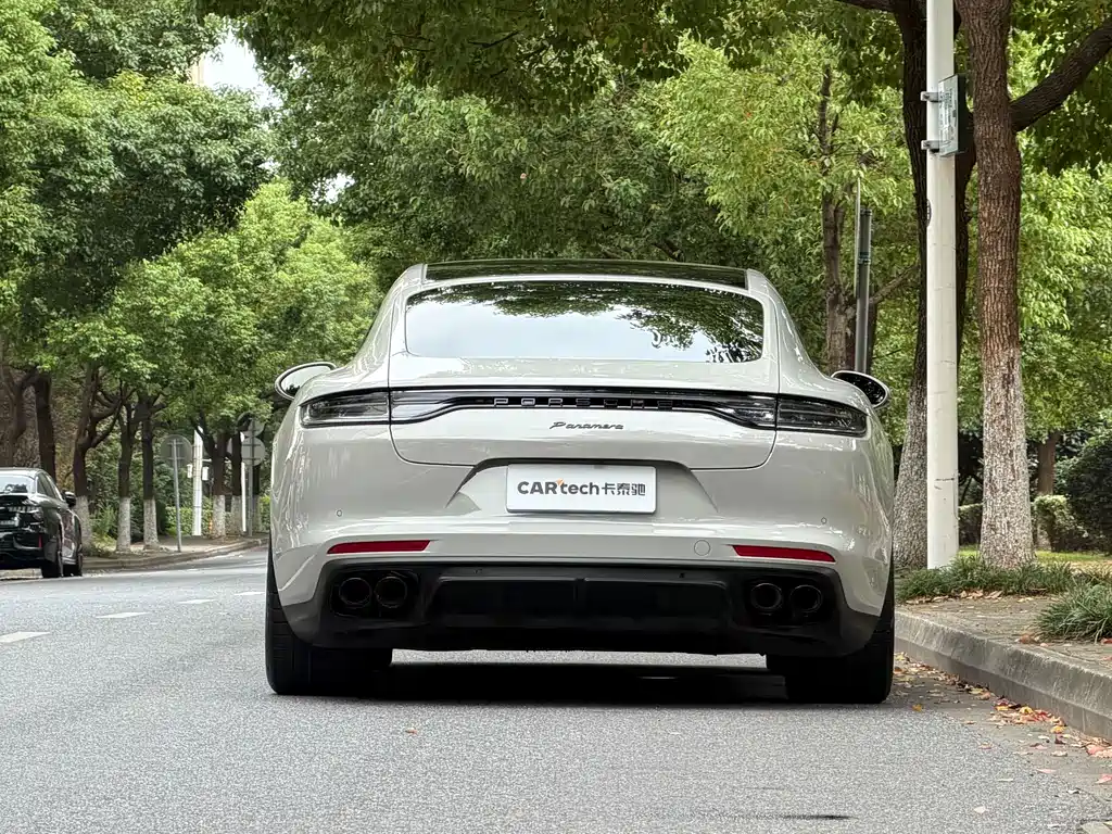 Porsche Panamera — миниатюра 24