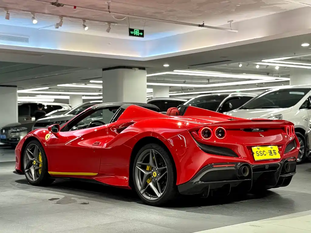 Ferrari F8 2020 Spider 3.9T V8
