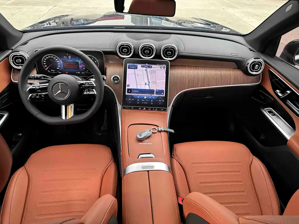 Mercedes-Benz GLC 2023 GLC 300 L 4MATIC 7 мест