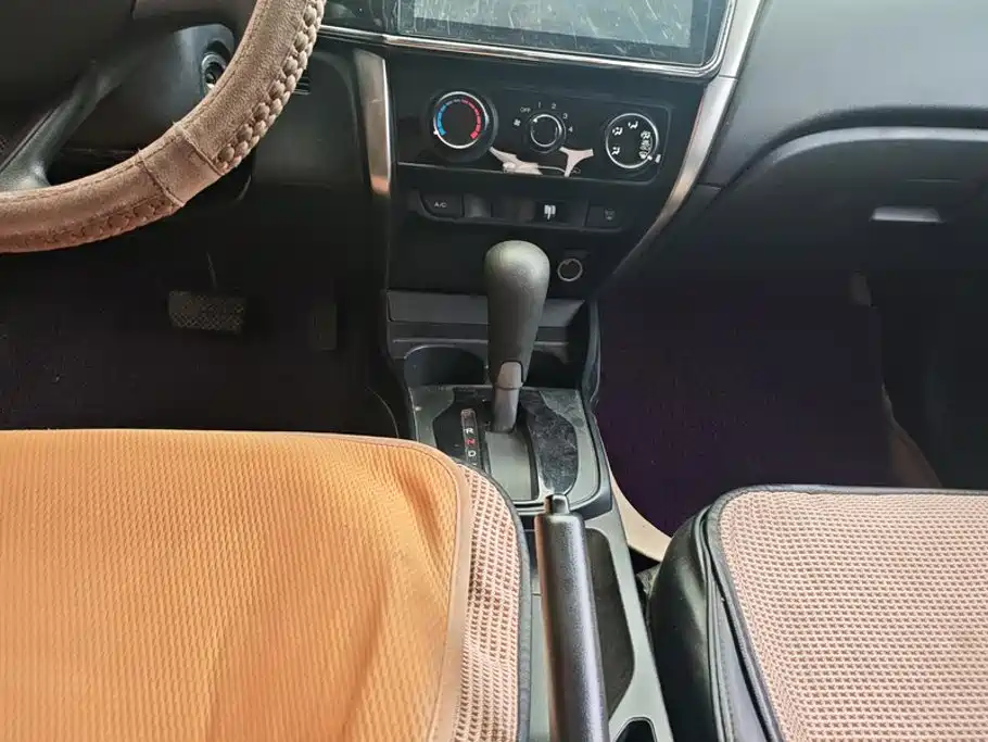 Honda City — миниатюра 16
