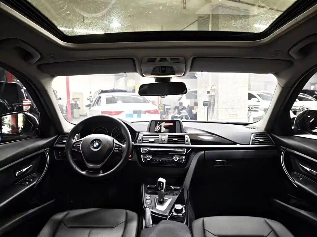 BMW 3 Series — миниатюра 5