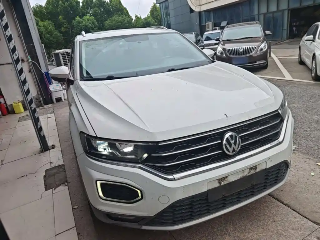 Volkswagen T-Roc — миниатюра 4