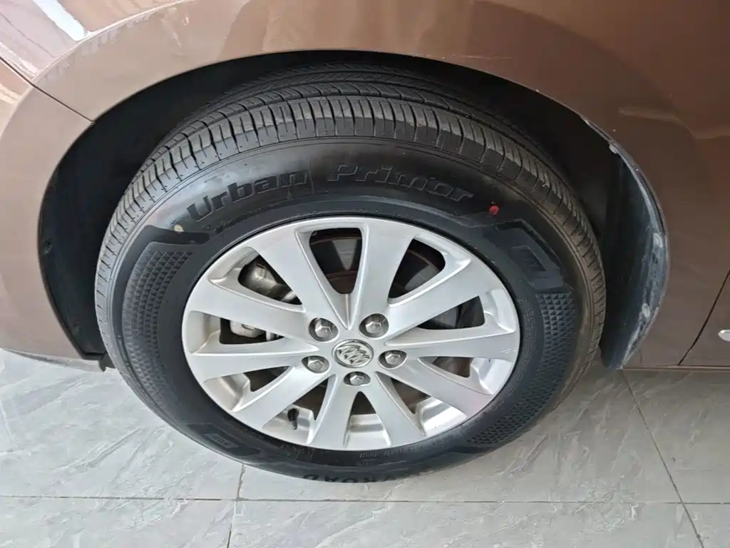 Buick GL8 — миниатюра 23