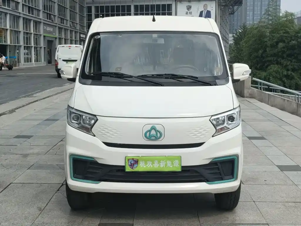 Kuayue Kuayue Star V7 EV — миниатюра 2