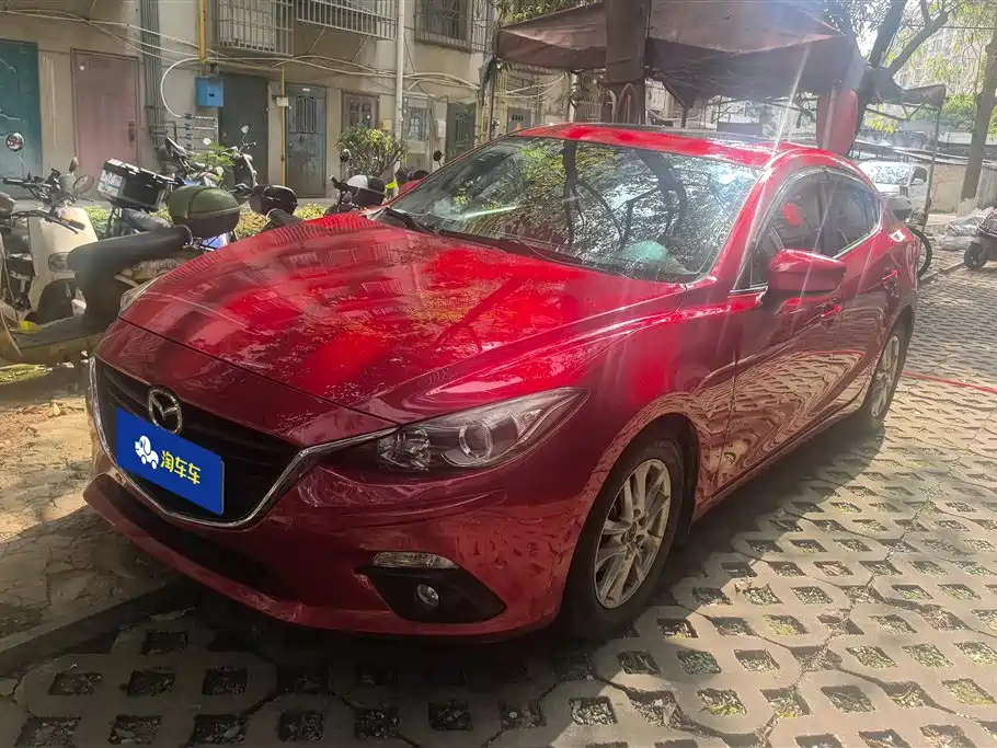 Mazda 3 Axela 2016