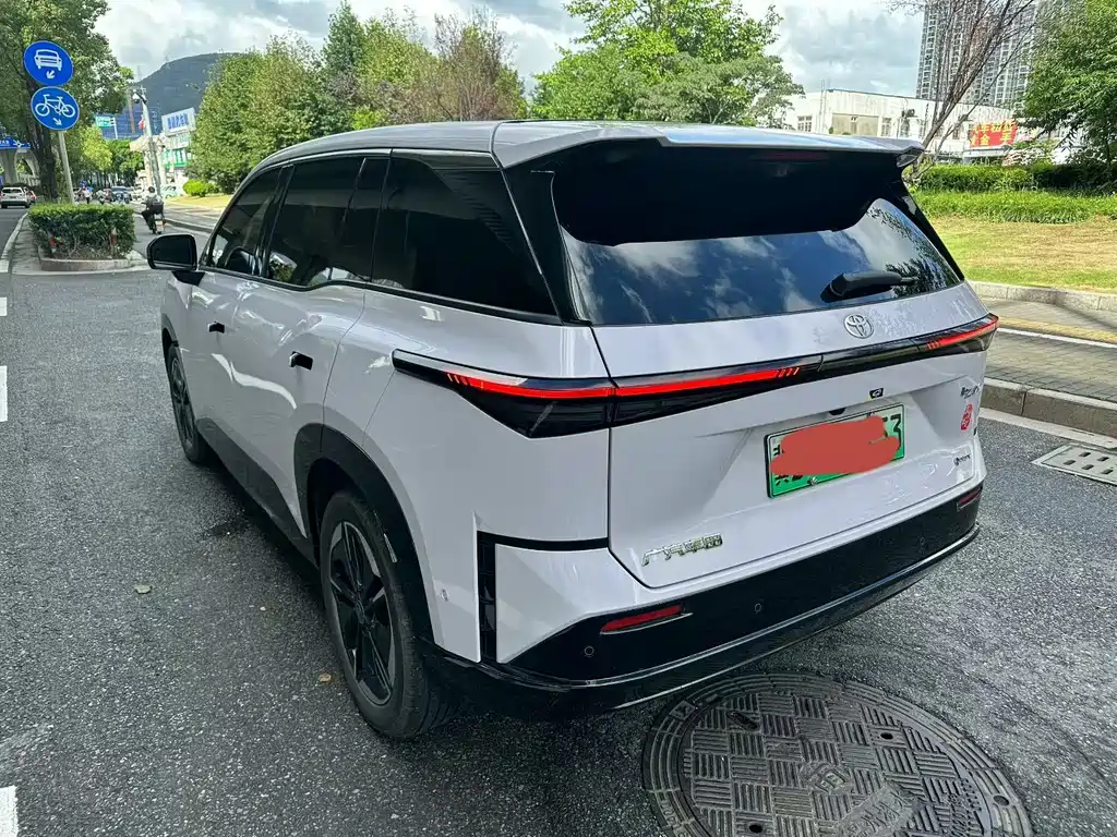 Toyota bZ3X — миниатюра 4