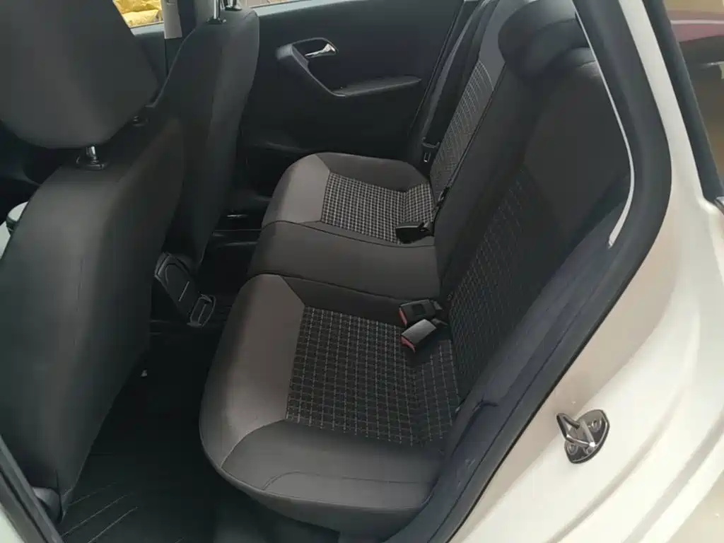 Volkswagen Polo — миниатюра 17
