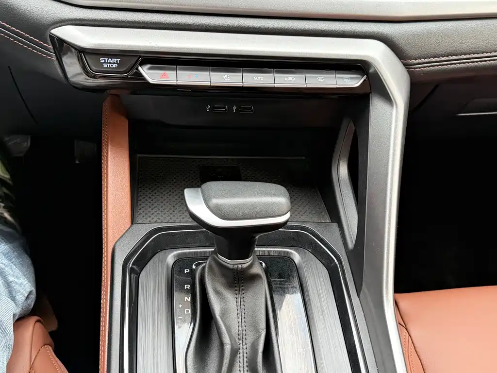 Geely Vision X6 — миниатюра 16