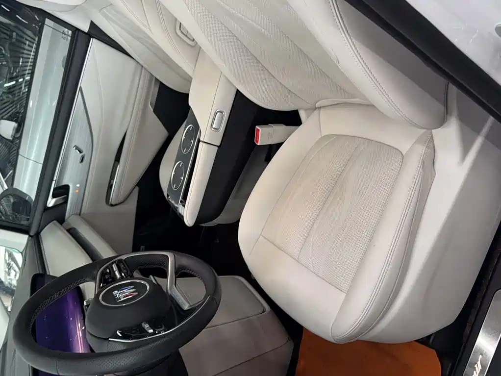 Buick GL8 2024 Premium 7 мест