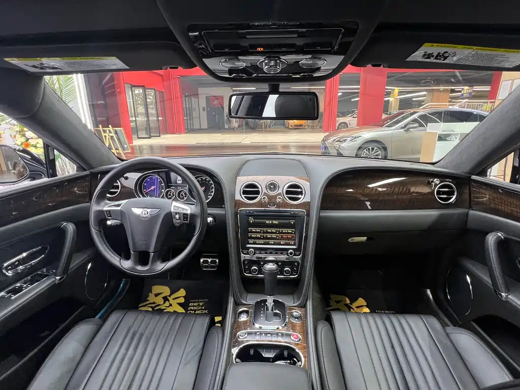 Bentley Flying Spur — миниатюра 11