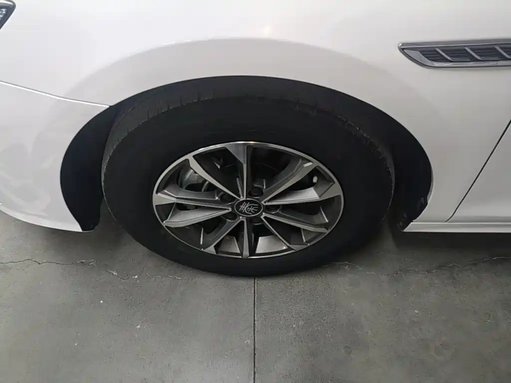 BYD Qin PLUS — миниатюра 23