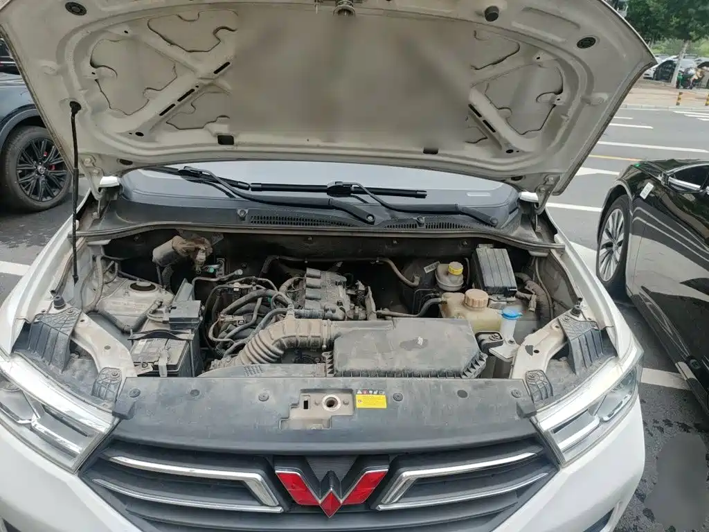 Wuling Hongguang — миниатюра 21
