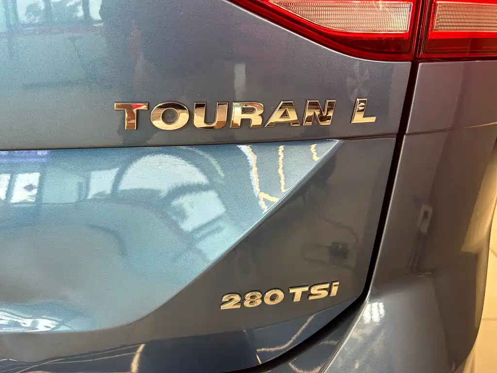 Volkswagen Touran — миниатюра 16
