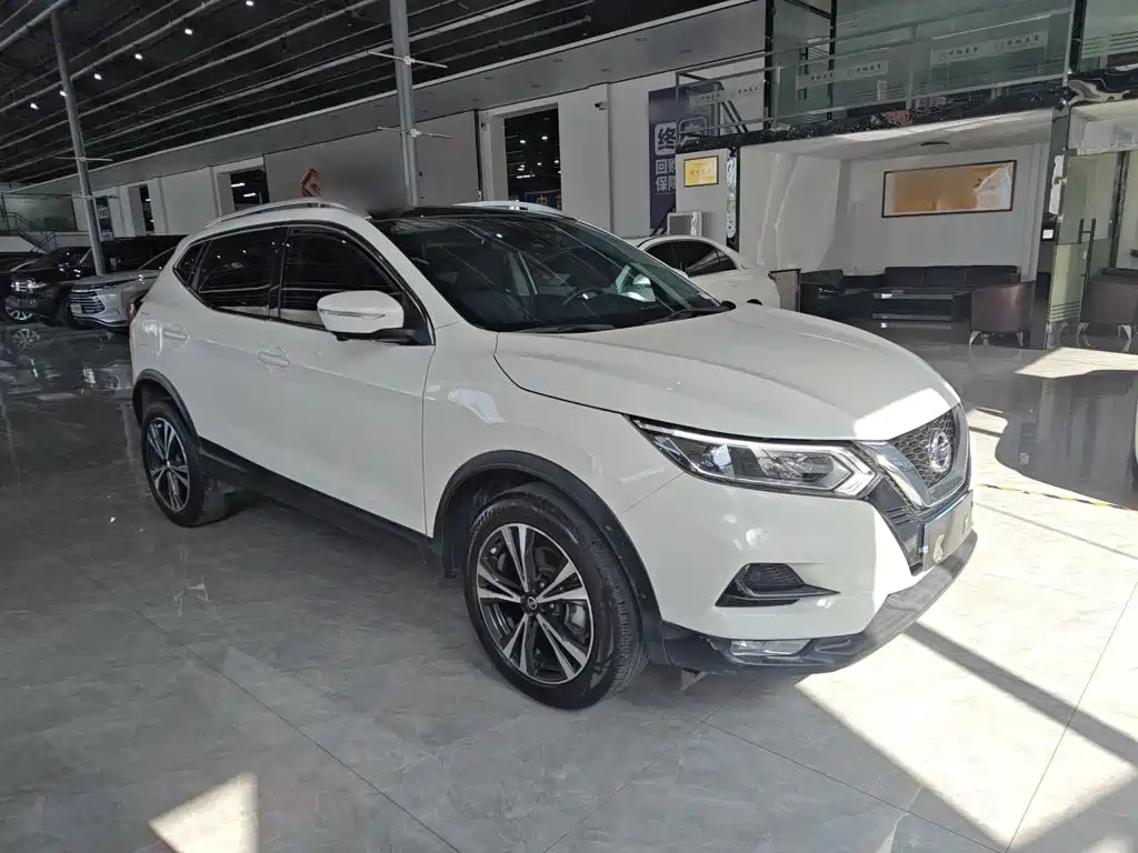 Nissan Qashqai — миниатюра 8