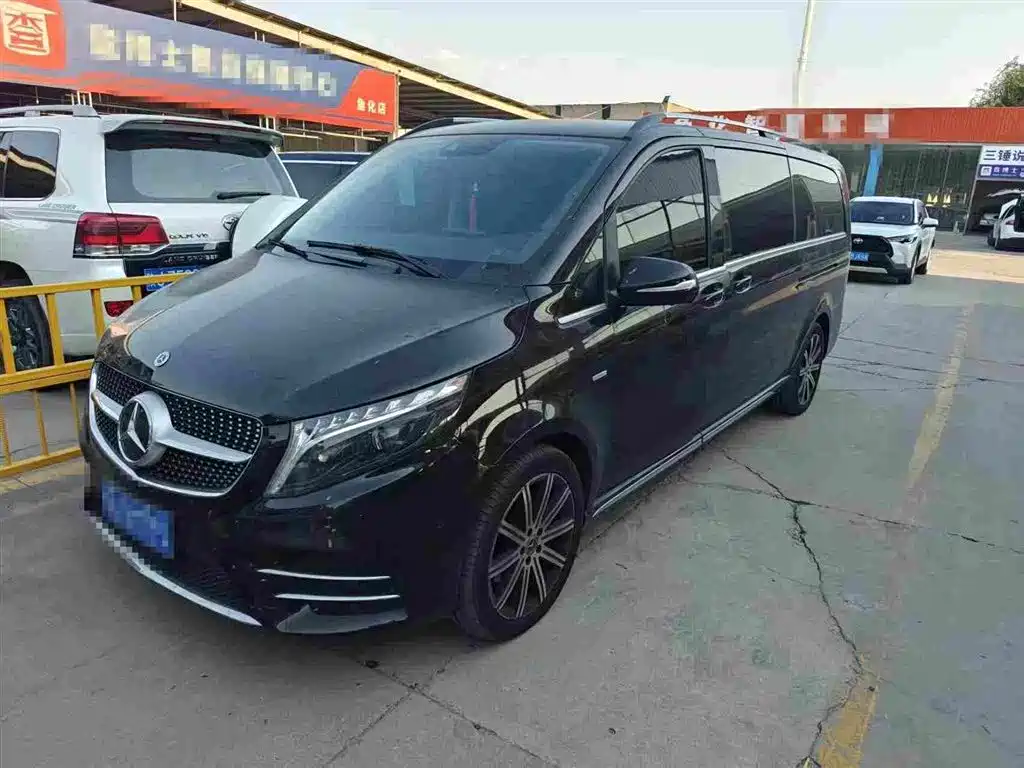 Mercedes-Benz V-Class