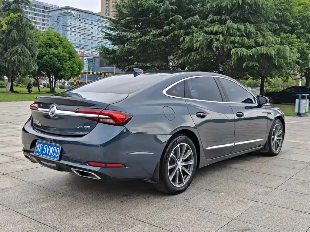 Buick LaCrosse — миниатюра 9