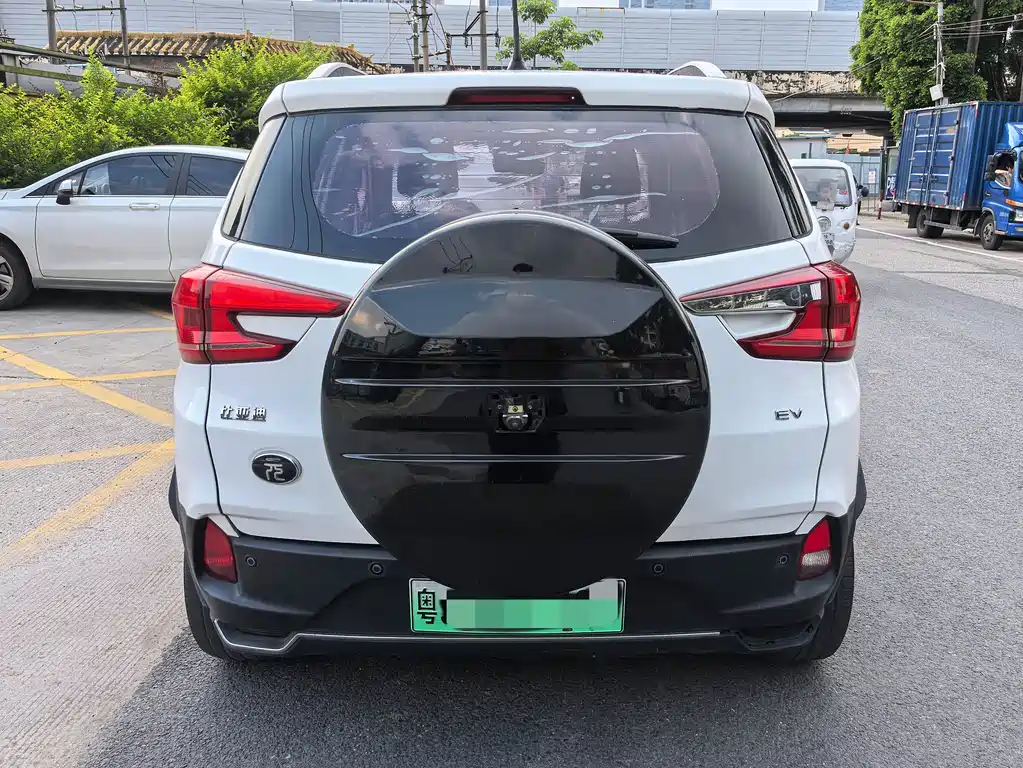 BYD Yuan 2019 EV535