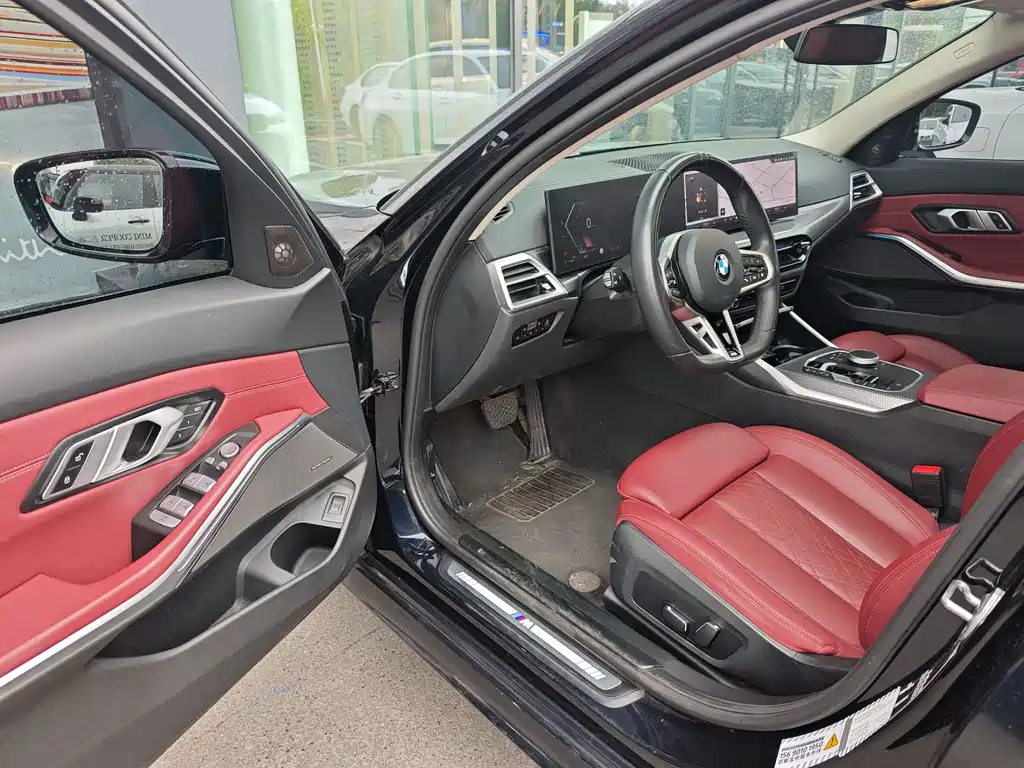 BMW 3 Series 3 2025 330Li M Sport
