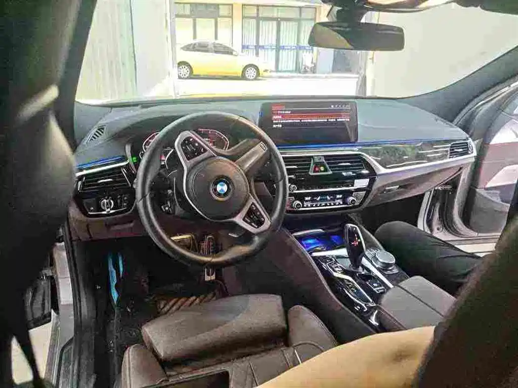 BMW 6 Series GT — миниатюра 4
