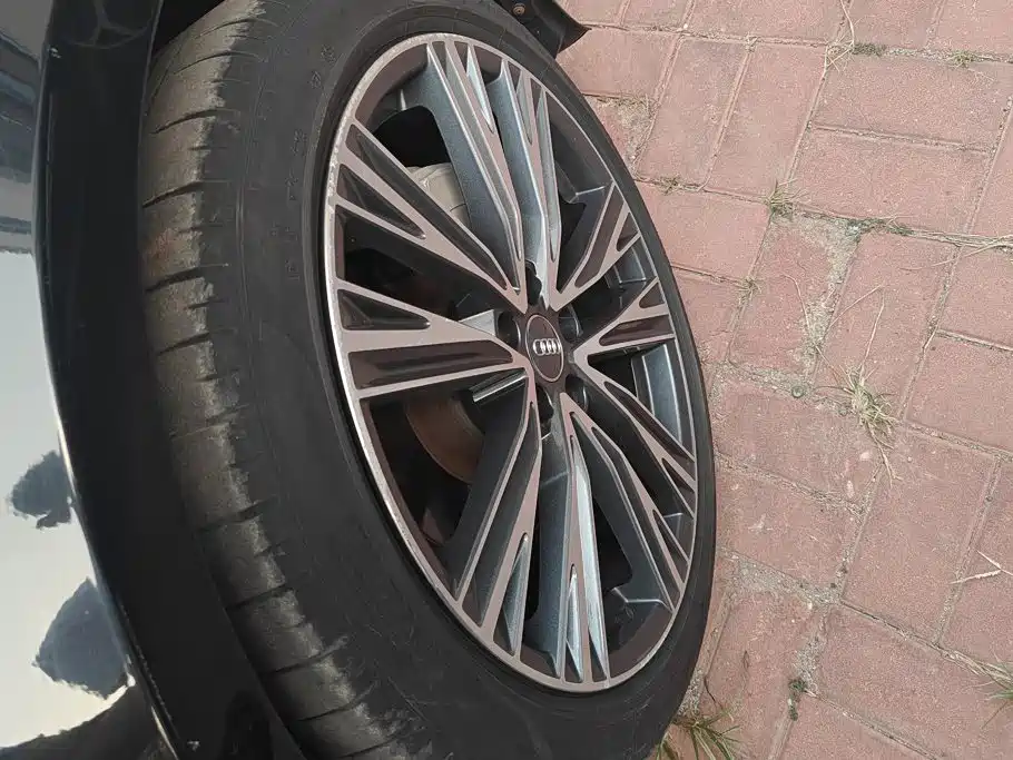 Audi A6L — миниатюра 6
