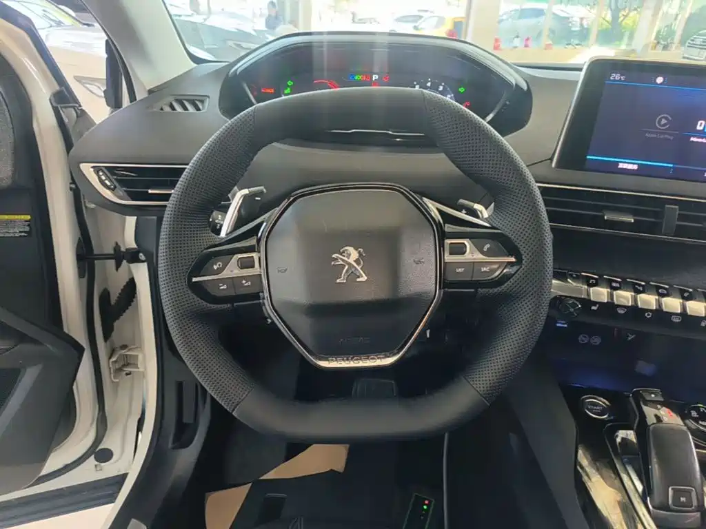 Peugeot 4008 — миниатюра 11