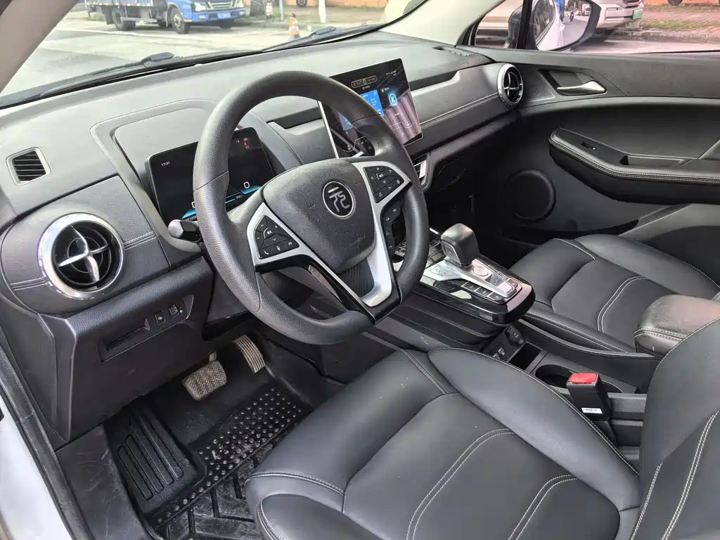 BYD Yuan 2019 EV535
