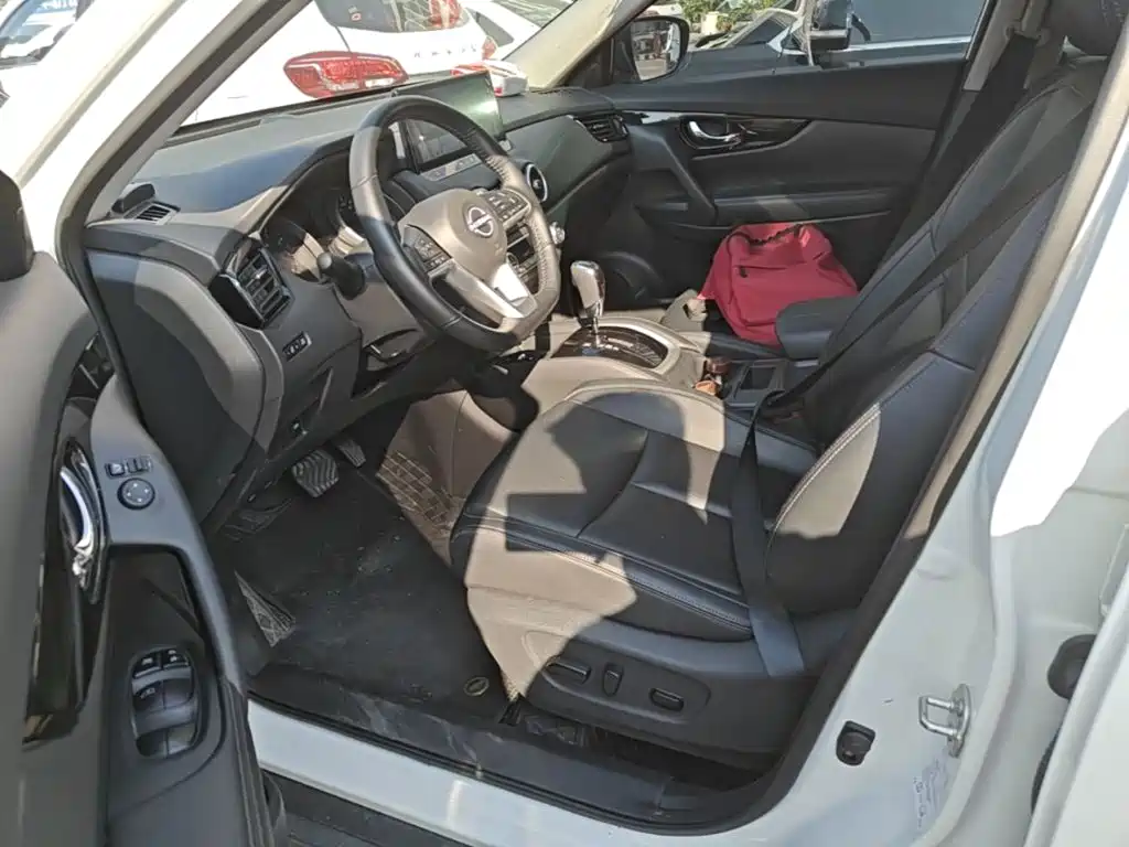 Nissan X-Trail — миниатюра 15